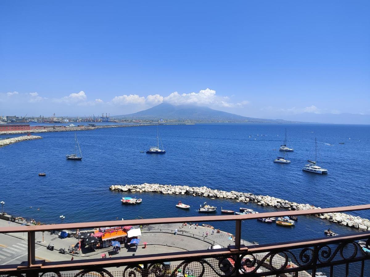 Santa Lucia Luxury Apartment Napels Buitenkant foto